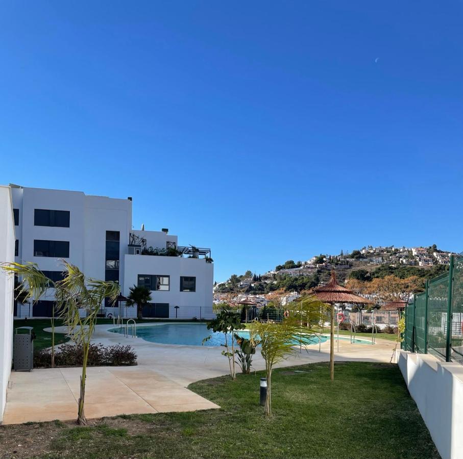 Sunny Penthouse Beach Apartment With Panoramic Views Almuñécar Exteriér fotografie